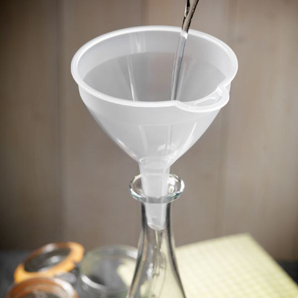 ADDIS Plastic Funnel - Large (125ml) - 518003 Funnels Addis Housewares Ltd (AIS) ADDIS Brand_Addis CarlR Jul25 Kitchen Kitchen Equipment Kitchen Essential kitchen essentials Kitchen Tools & Utensils Kitchenware Product Type_Funnels
