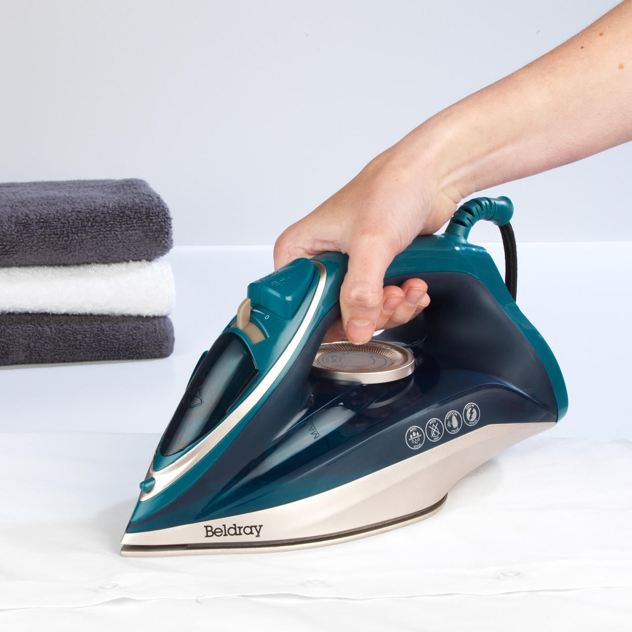 Beldray BEL01480-150 Duo Glide Steam Iron 2200W White Gold - Premium Steam Irons from Beldray - Just $19.99! Shop now at W Hurst & Son (IW) Ltd
