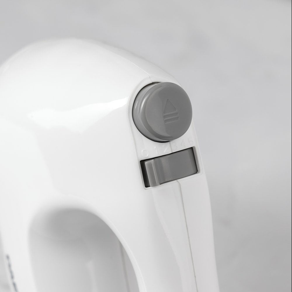 Daewoo Hand Mixer 150W - SDA2722 Hand Mixers Eurosonic Group Limited (AIS) Baking Brand_Daewoo CarlR Collections_Baking cooking & baking Daewoo Food Mixers Kitchen Kitchen Appliances Kitchenware Oct25 Product Type_Hand Mixers