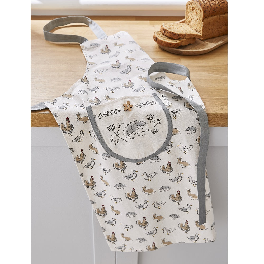 Cooksmart AP1787 Country Animals Apron Kitchen Apron City Look Imports Ltd (AIS) Aprons & Oven Gloves Aprons & Oven Gloves etc Brand_Cooksmart Collections_Aprons and Oven Gloves Cooksmart Cooksmart Bumble Bees Dec24 Product Type_Aprons RobC