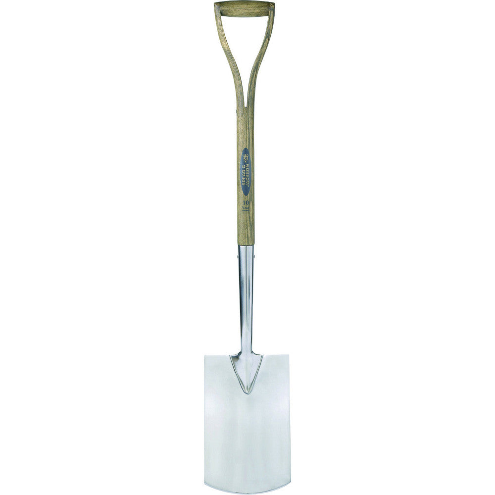 Spear and Jackson Traditional 4450DS Digging Spade - Premium Spades / Shovels from SPEAR & JACKSON - Just $29.99! Shop now at W Hurst & Son (IW) Ltd
