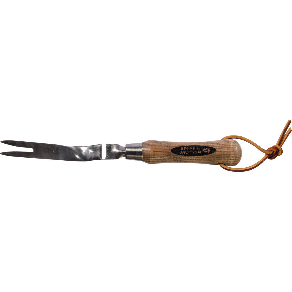 Spear and Jackson Traditional 5070DG Daisy Grubber - Premium Trowels / Forks Etc from SPEAR & JACKSON - Just $10.80! Shop now at W Hurst & Son (IW) Ltd