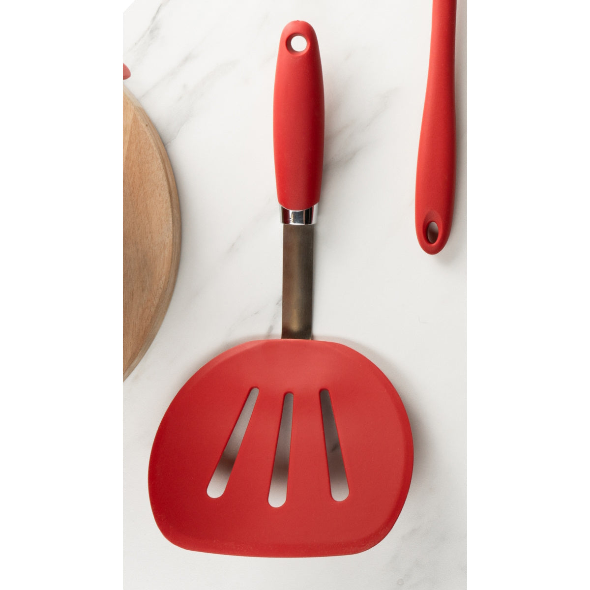 Fusion Twist FTSILWTURNRED Silicone Wide Turner - Red - Premium Spatulas & Turners from Captivate Brands Ltd - Just $6.95! Shop now at W Hurst & Son (IW) Ltd